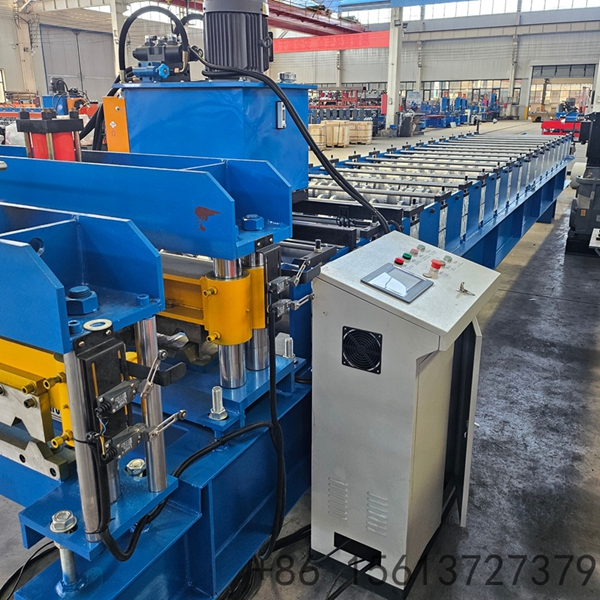 Precision glazed metal roofing panel forming machine