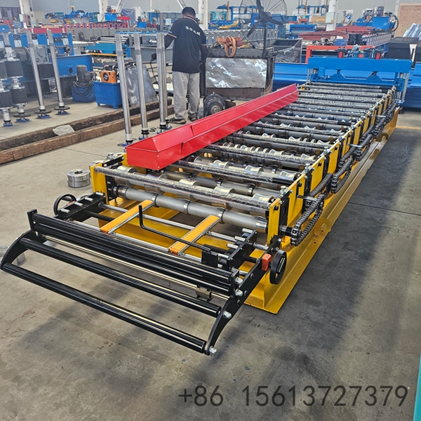 M&aacute;quina formadora de chapas perfiladas trapezoidais
