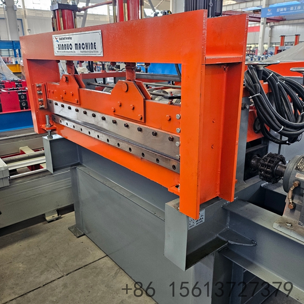 Automatic Steel Plate Leveling Shearing Machine production line overview.