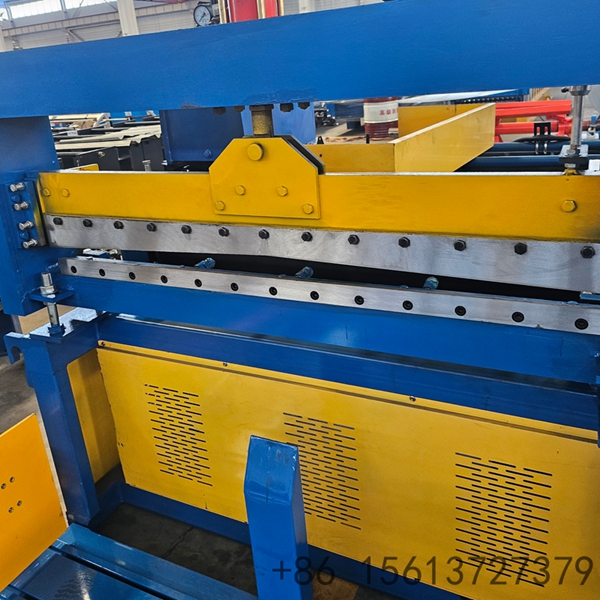 Precision engineering machinery displaying the control panel and mechanical shearing unit.
