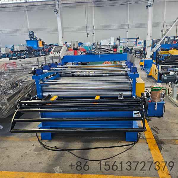 Precision engineering machinery displaying the leveling unit and mechanical shearing mechanism.