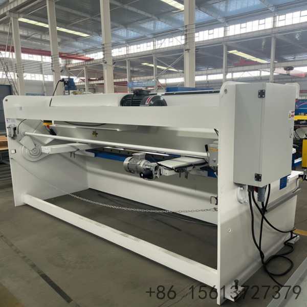 CNC hydraulic sheet metal guillotine shears with advanced digital control panel