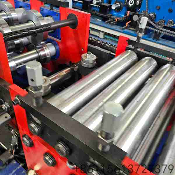 Machine de formage de pannes C avec garantie de 2 ans