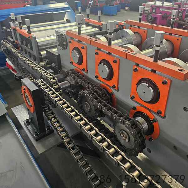Hydraulic uncoiler and feeding system working seamlessly with the purlin roll forming line