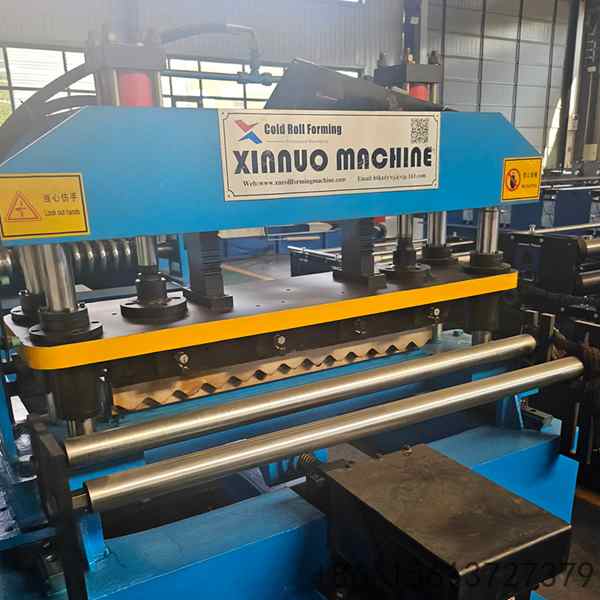 Advanced servo motor corrugated roll forming machine designed for high-speed and high-precision metal roofing production