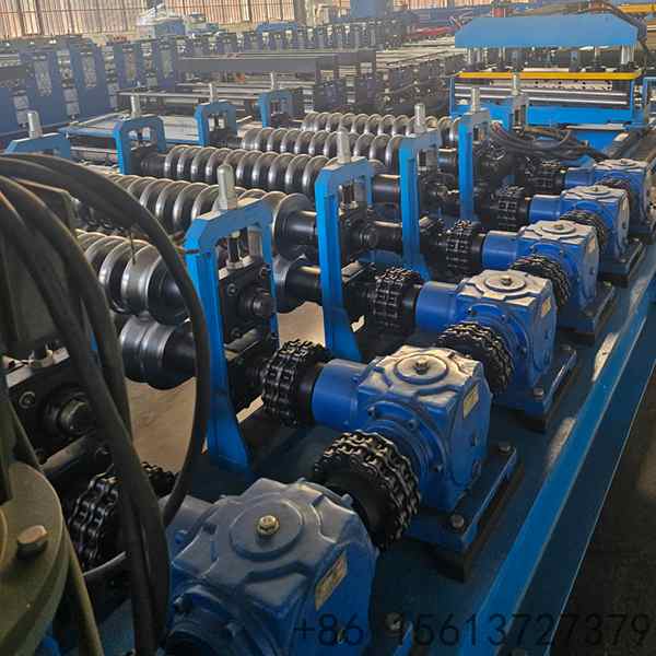 Finished galvanized corrugated roofing panels produced by the high-efficiency servo roll forming machine