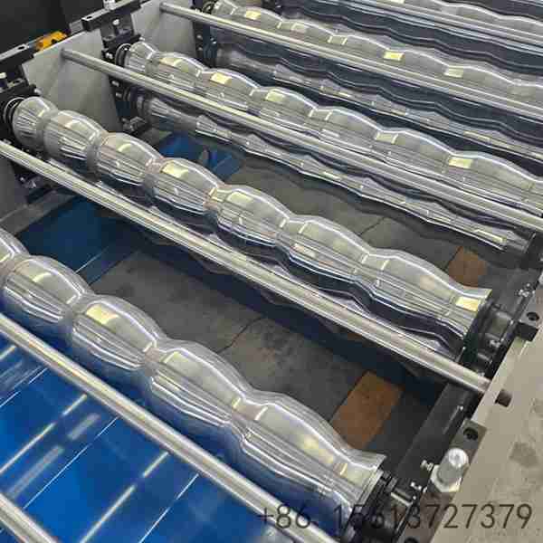 Heavy-duty welded steel frame structure of the single deck tile press ensuring maximum stability during operation