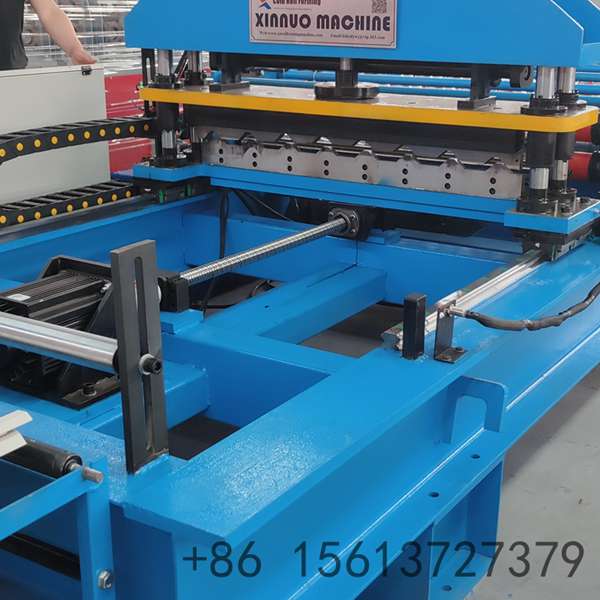Painel de controle PLC com tela sensível ao toque para operação inteligente da máquina formadora trapezoidal