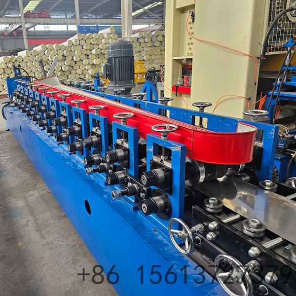 Automatic ridge cap tile roll forming machine designed for continuous metal roof cap production