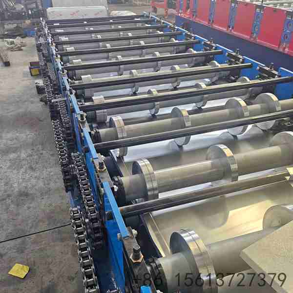 Finished galvanized steel wall panels produced by the high-precision roll forming equipment