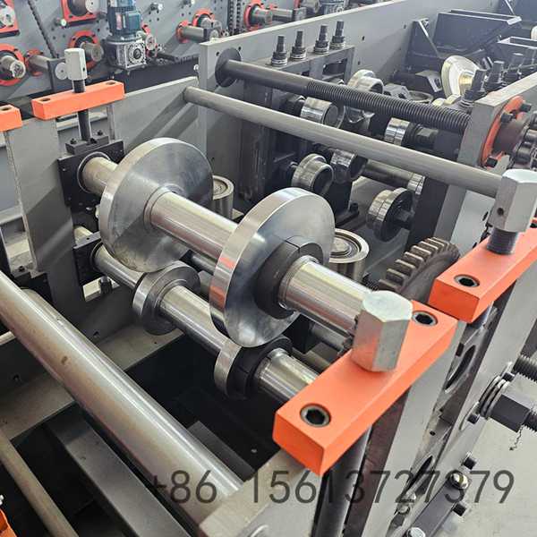 Automatic C purlin roll forming machine designed for continuous and efficient steel purlin production