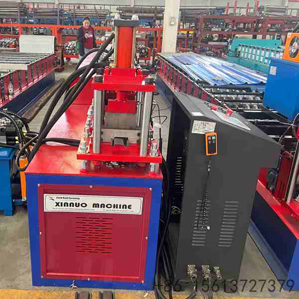 Automatic rolling shutter door roll forming machine designed for continuous production of metal shutter door panels