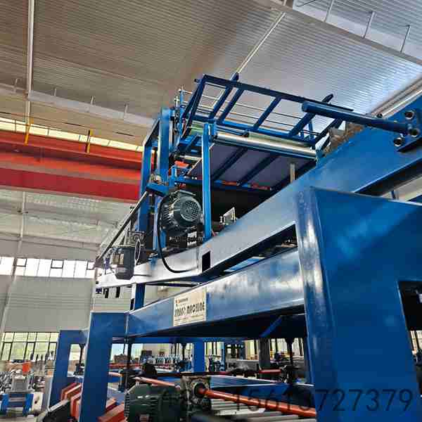 Finished EPS and mineral wool sandwich panels produced by the high-precision automatic roll forming equipment