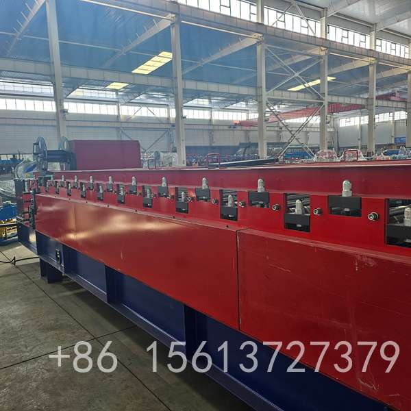 Upper layer roll forming station precisely shaping wide-span TP40 IBR trapezoidal roof panels