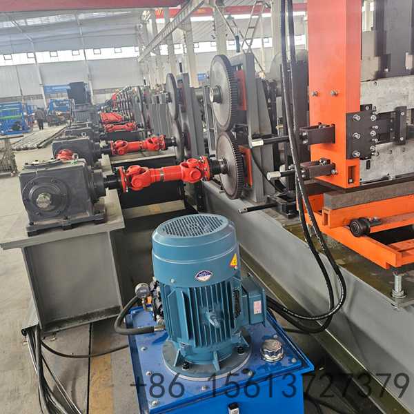 Super CZ purlin roll forming machine engineered for seamless, rapid interchange between C and Z steel profiles
