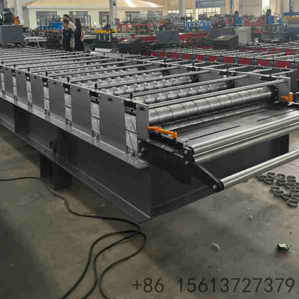Reinforced steel base frame providing exceptional stability during continuous high-speed operation