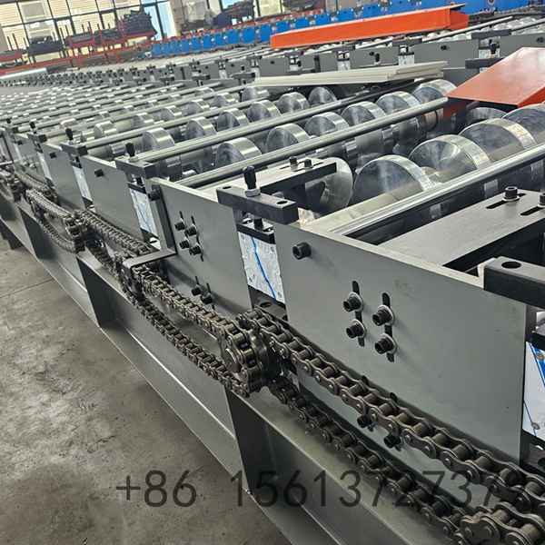 Reinforced steel base frame providing exceptional stability during continuous 686 IBR sheeting operation