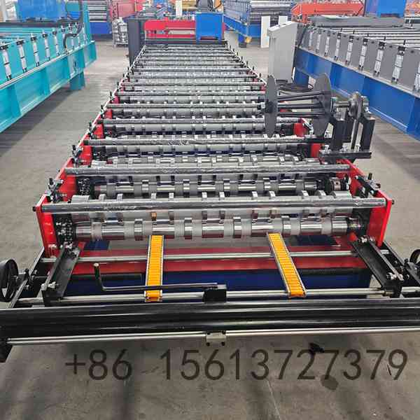 Advanced PLC control panel with touch screen interface for precise length setting and batch counting