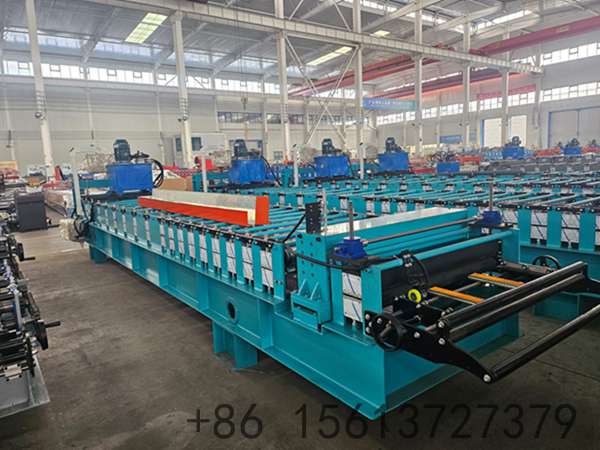 Automated decoiler and feeding guide system ensuring smooth material entry into the IBR sheeting machine