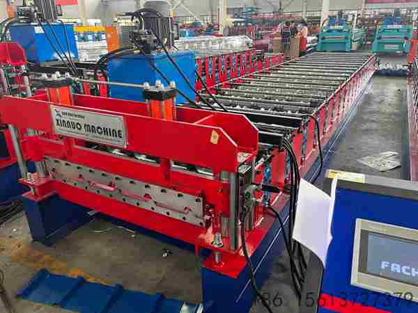 Hydraulic post-cut system with Cr12 quenched blades executing exact cuts for 1000 IBR panels
