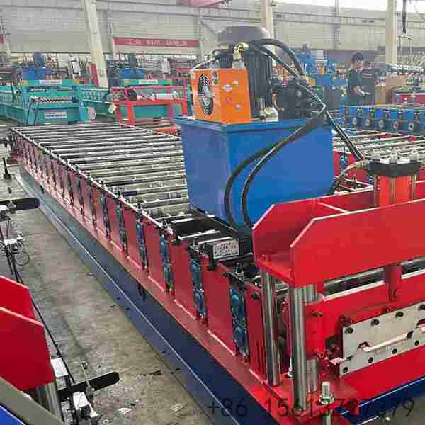 Independent motor drive system providing consistent power transmission for the automatic 1000 IBR machine