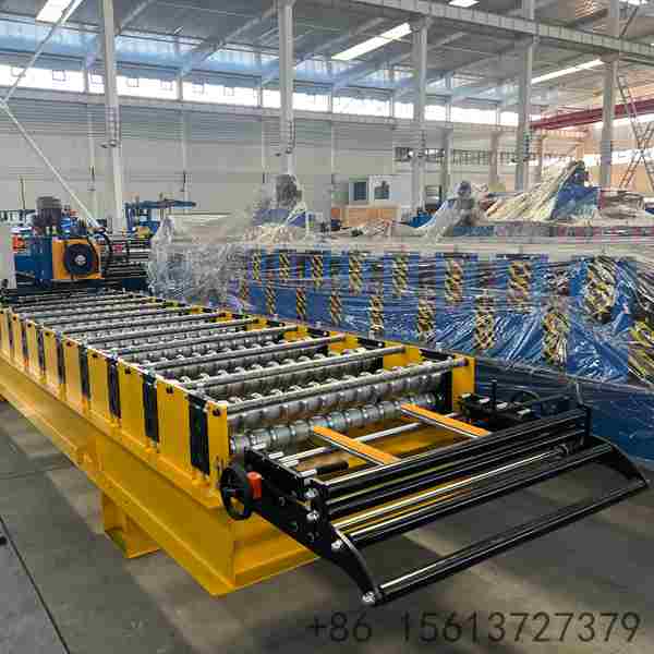 Hydraulic post-cut system with Cr12 quenched blades executing exact cuts for 850 corrugated panels
