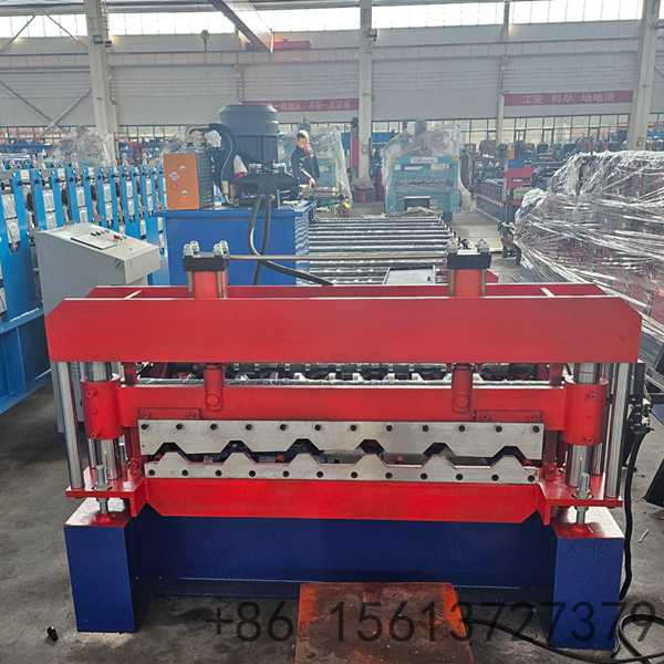 Precision roll forming station shaping the trapezoidal profile with high-grade forged rollers