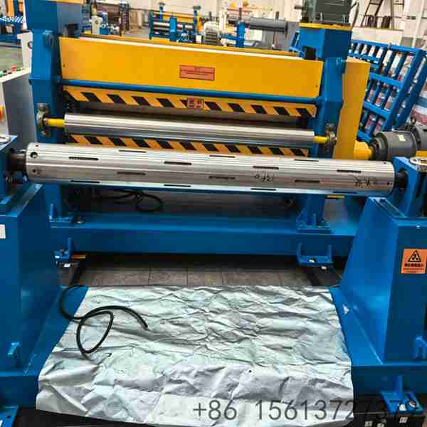 ligne-de-decoupe-a-longueur-automatique-pour-traitement-continu-de-bobines-d-acier