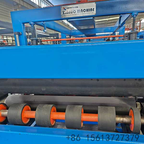 painel-sanduiche-metalico-isolante-de-aco-colorido-para-paredes