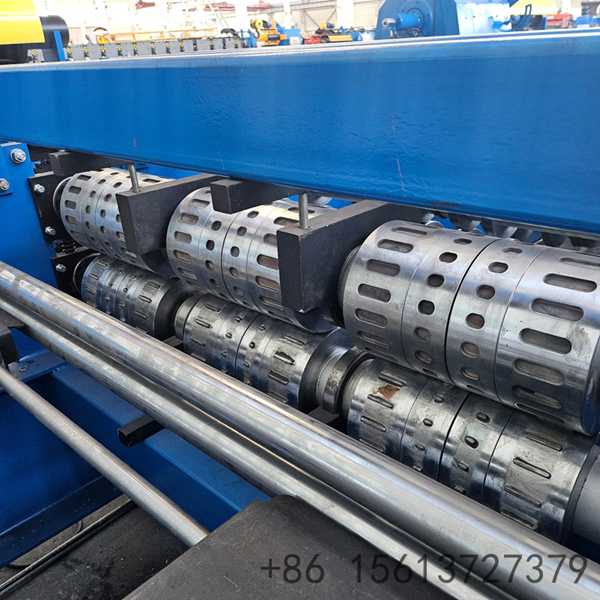 perfiladeira-para-laje-metalica-para-producao-de-deck-estrutural