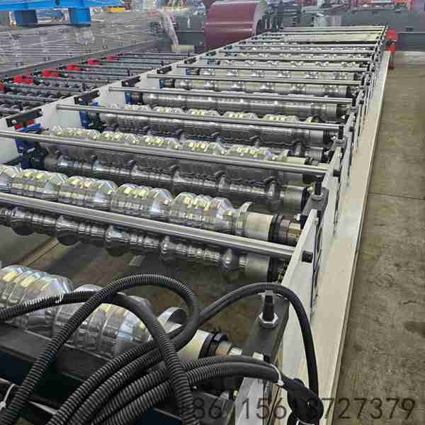 reinforced-machine-frame-ensuring-stability-and-zero-vibration-during-high-speed-forming-process