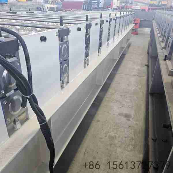 hydraulic-decoiler-system-for-color-coated-steel-coils-with-precise-tension-control-and-smooth-feeding