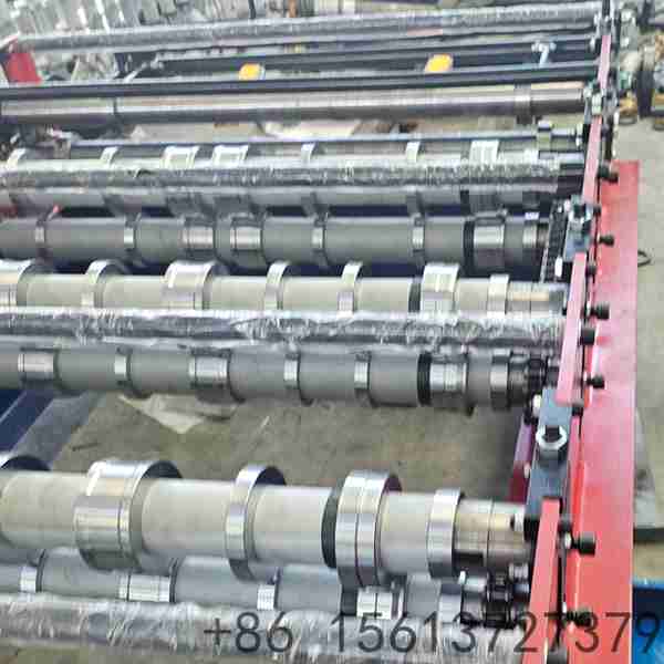 hydraulic-decoiler-system-for-color-coated-steel-coils-with-precise-tension-control-and-smooth-feeding