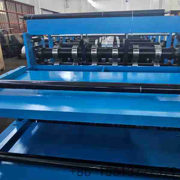 reinforced-machine-frame-ensuring-stability-and-zero-vibration-during-automated-dual-layer-forming
