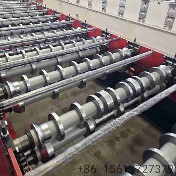 reinforced-machine-frame-ensuring-stability-and-zero-vibration-during-high-speed-five-crown-forming