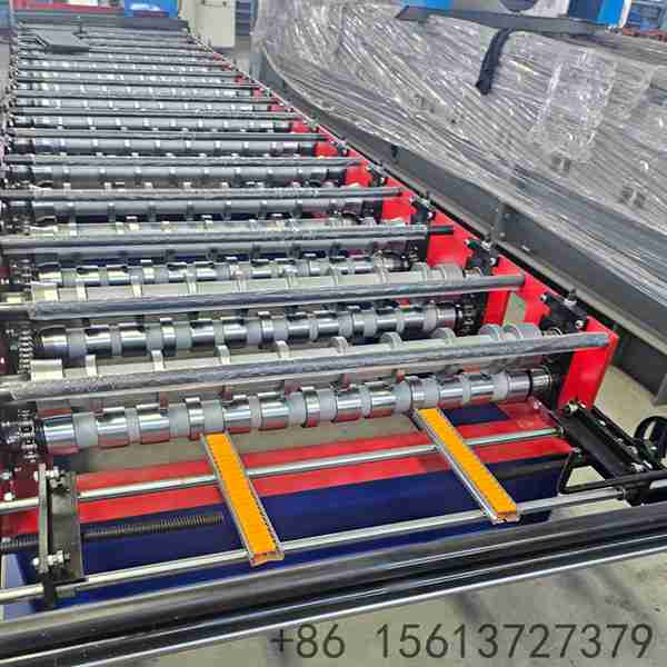 precision-roll-forming-stations-for-trapezoidal-panels-with-hard-chrome-plated-rollers-for-impeccable-finish