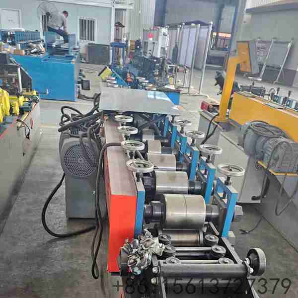 rouleaux-de-formage-de-precision-en-acier-gcr15-pour-profilage-de-rails-metalliques