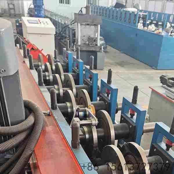 fast-change-c-stud-framing-machine-for-flexible-production