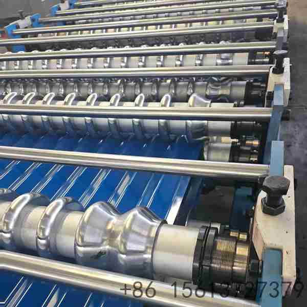 corrugated-curved-roof-panel-forming-system-without-shearing-mechanism