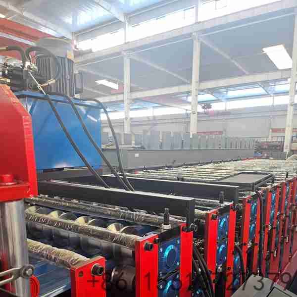 precision-hydraulic-cutting-system-for-three-layer-roof-machine