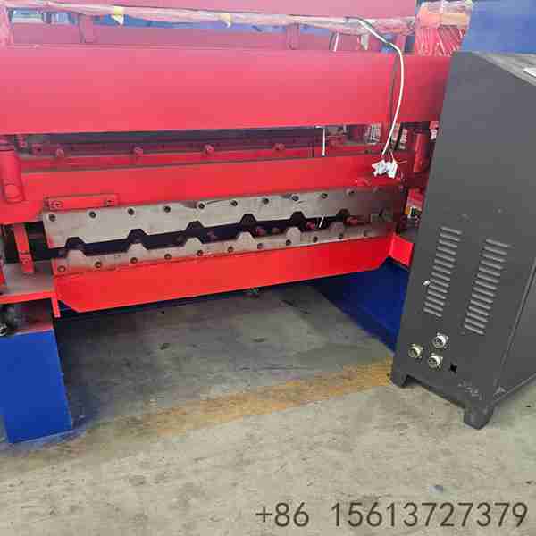 Custom-precision-double-layer-wall-panel-and-trapezoidal-roofing-roll-former-with-advanced-PLC-control
