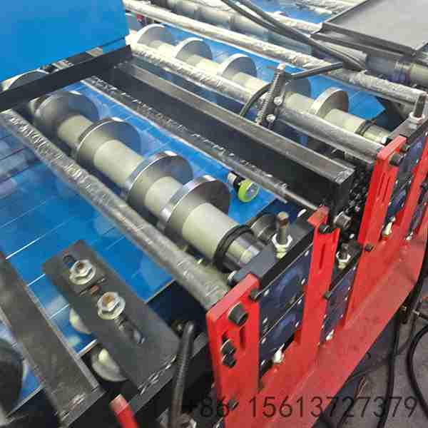 Industrial-chrome-plated-rollers-on-versatile-forming-layer-ensuring-consistent-accuracy-and-surface-finish