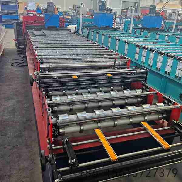 Rapid-action-hydraulic-cutting-system-for-high-speed-double-layer-machine-providing-quick-and-clean-cutoff