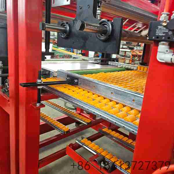 Integrated-industrial-dust-extraction-system-on-fireproof-sandwich-panel-production-line