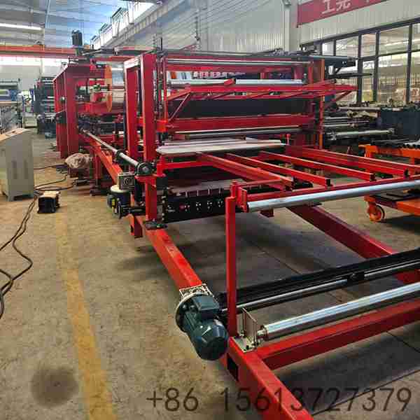 Cost-effective-modular-rock-wool-and-EPS-sandwich-panel-production-line-for-cold-storage-manufacturing