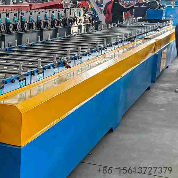 Multi-station-forming-rollers-shaping-great-wall-wave-pattern