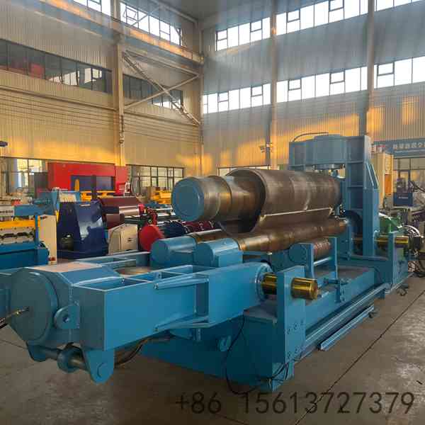 Support-roller-under-bottom-rolls-preventing-deflection-on-wide-plate