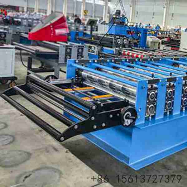 plc-control-panel-of-686-roof-panel-machine