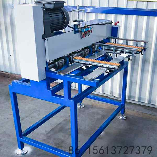 material-feed-entry-of-roll-punching-machine