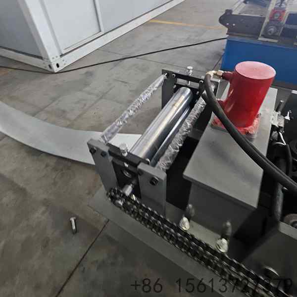 forming-stations-of-gutter-roll-forming-machine